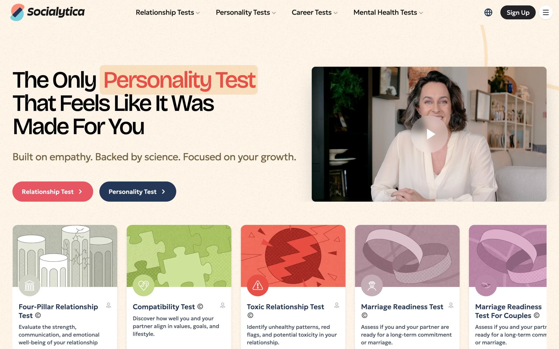 Socialytica website, home page